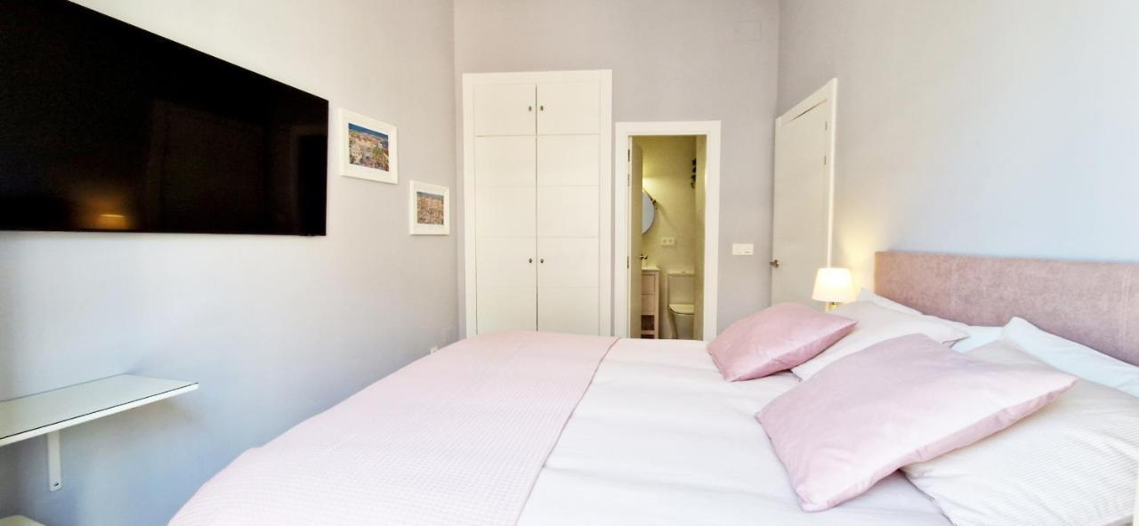 Malaga Lodge Apartments Extérieur photo