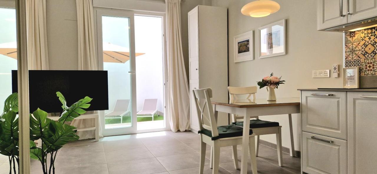 Malaga Lodge Apartments Extérieur photo